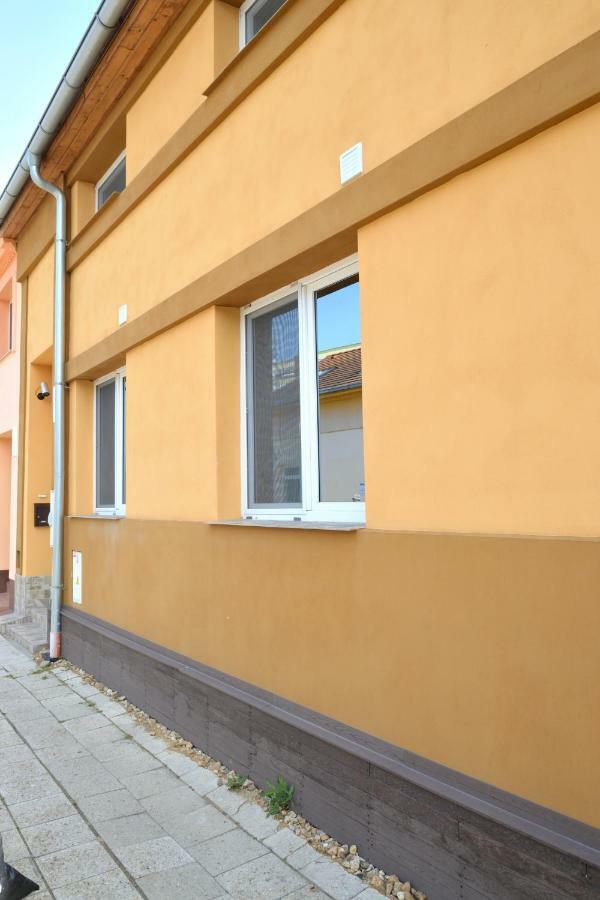 Breclav Centrum Exterior foto